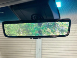 【デジタルインナーミラー】後席の大きな荷物や同乗者で後方が確認しづらい時でも安心!カメラが撮影した車両後方の映像をルームミラー内に表示。クリアな視界で状況の確認が可能です!