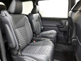 納車前にエンジンオイル・エレメント・ワイパーゴムといった消耗品を新品に交換いたします。