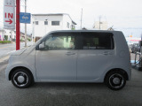 1年間走行距離無制限のメーカー保証≪ホッと保証≫付き!わずかなご負担で最長5年間保証に延長できる≪ホッと保証プラス≫もございます!遠出やトラブル、転居をされた際も最寄りのHonda店をご利用いただけま