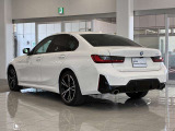BMWを熟知したメカニックよる100項目の納車前点検☆ドイツ本国と同様の教育・訓練を受けたBMW専門メカニックが100項目にも上るポイントを徹底的にチェックいたします。