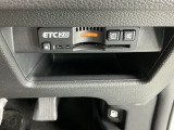 ETC2.0が標準装備です。高速道路の渋滞情報などをナビとリンクして画面でお知らせします。
