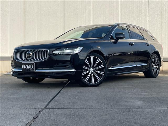 V90 アルティメット B5 4WD 本革シート