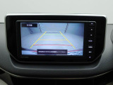 後方確認の強い味方★バックモニター装備★小さいお子さんなどは死角に入りますので目視チェックも忘れずに♪