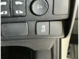【VSA】ブレーキ時の車輪ロックを防ぐABS、加速時などの車輪空転を抑えるTCS、旋回時の横滑り抑制の3つの機能をトータルに制御!予期しないクルマの挙動の乱れを防ぐ安全装備です♪