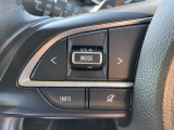 【ステアリングスイッチ】運転中、前方から目線をそらすことなく、オーディオ等の操作が可能な便利機能!安心&快適なドライブを演出してくれます♪