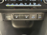 シートヒーター装備!エアコンに比べて暖まるスピードが速いので冬でも快適に過ごせます