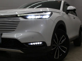 【LEDヘッドライト】悪天候や夜間走行時も良好な視界を確保し安心して運転できる高輝度LEDヘッドライトを装備!点灯速度が早く、消費電力も抑えられています!!