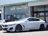 BMW在庫保有台数常時100台以上!ご来店の際はBMW本店(厚木市下荻野140-1)にご来店ください!弊社自慢の全天候型ショールーム!BMW在庫保有台数常時100台以上ございます!