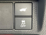 【パワーバックドア】スマートキーや運転席のボタンを押すだけでリアゲートが自動で開閉します!荷物を持っている時や、高い位置にあるバックドアを閉める際に便利な機能です♪