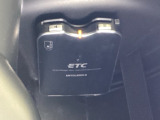 ETC車載器付。ETCが使用可能な道路通行料はキャッシュレスでスマートに走行できます。再セットアップして納車致します。
