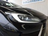 少ない消費電力でクリアな視界を確保するLEDヘッドライトです!