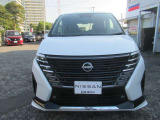 セレナ 1.4 e-POWER ルキシオン 