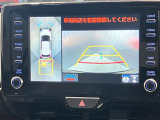 【アラウンドビューモニター】車を上から見下ろしているかのような映像で周囲の状況がひと目で確認、狭い駐車場に駐車するときも安心です♪