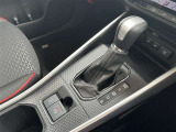 ☆トヨタ認定中古車の安心1 まるごとクリ-ニング☆室内外すみずみまで美しく仕上げています。