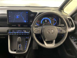 インパネはシンプルなデザイン。運転もしやすそう♪