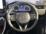 【ステアリングスイッチ】運転中、前方から目線をそらすことなく、オーディオ等の操作が可能な便利機能!安心&快適なドライブを演出してくれます♪