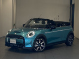 正規認定中古車 全国正規ディーラー保証付/1年・走行距離無制限 シートヒーター アクティブクルーズコントロール ワイヤレス充電 アイドリングストップ Apple Carplay ワンオーナー バックカメラ