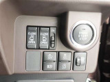 【電動スライドドア】運転席からでもオートでスライドドアの開閉が可能!同乗者にも優しく、とっても便利な機能です☆