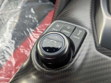 GT-Rのマルチハイパフォーマンスを最大限に引き出すセットアップスイッチです!トランスミッション、ショックアブソーバー、VDC-Rのそれぞれ3段階のモード切替が可能。さまざまな路面に対応できます。