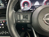 【ステアリングスイッチ】運転中に前方から目線をそらすことなくオーディオ等の操作が可能な便利機能!安心&快適なドライブを演出してくれます。