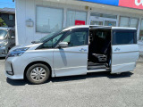 半年ごとの定期点検、車検整備をパックにした整備点検チケットも販売してます。エンジンオイル交換も含まれてます。