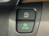 ★ECONスイッチ★ エコドライブを加速しよう!スイッチをONにすると、運転の仕方によるロスを抑え込み燃費をよくするようクルマが頑張ります(*^ー^*)燃費向上にチャレンジ♪