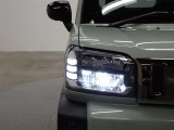 LEDヘッドランプ装備