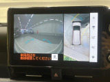 【全周囲カメラ】専用のカメラにより、上から見下ろしたような視点で360度クルマの周囲を確認することができます☆死角部分も確認しやすく、狭い場所での切り返しや駐車もスムーズに行えます。