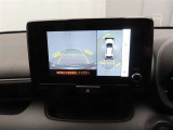 バックモニターを装備しています。車庫入れ時等に車両後方が確認出来るのでとても便利です。