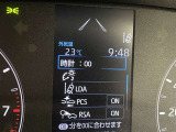 先進の安全装備ついてます。詳しい装備内容、仕様等につきましてはスタッフにお問合せ下さい。