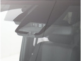 TOYOTA SAFETY SENSEは道路状況、車両状態、天候状態及びドライバーの操作状況などによっては、作動しない場所があります。あくまで運転補助機能です。