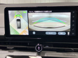 【プロパイロットパーキング】縦列駐車も車庫入れも指先だけの簡単な操作でスムースに。