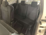3列目の収納は2列目の真下に収納されます