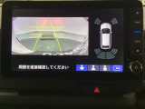 バックでの車庫入れも安心です! リアカメラが付いているバックモニター付のナビを装備しております。バンパーについているソナーや、操作線もついており距離感も画面から確認できます。