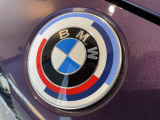 安心のBMW認定中古車は100項目の箇所を徹底的にチェック致します。機械的な箇所や電気系、コンピューターなどをご納車前に点検し、交換基準に達した部品は全て新品に修理返品した後にご納車致します。