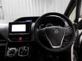 運転席に座ると☆こんな感じです♪