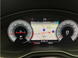 バーチャルコックピットでメーター部にて地図を確認することができます。縮尺も変更可能です。