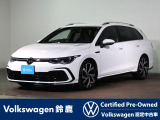 Volkswagenを知り尽くしたスペシャリストが隅々まで整備●各モデルの情報がインプットされた専用テスターで過去の細かな不具合を確認。モデルごとや部位ごとに専用スペシャルツールを用いて整備します。