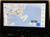いまや必須装備「ナビゲーション」搭載!知らない場所にスイスイッとドライブ。もう、これなしではハンドルを握れませんね!でも運転中の操作は危険ですのでご注意ですね☆