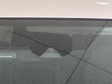 【エマージェンシーブレーキ】走行中に前方の車両等を認識し、衝突しそうな時は警報とブレーキで衝突回避と被害軽減をアシスト。より安全にドライブをお楽しみいただけます。