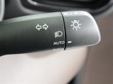 暗くなると自動で点灯AUTOライトは、連続するトンネルで重宝しますね