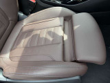 車両の詳細、ご質問につきましては、弊社営業スタッフまでお気軽にご連絡下さいませ。遠方のお客様には実車の詳細画像送信も承ります。お客様からのお問合せをお待ち致しております。