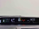 TFTカラ-マルチインフォメ-ションディスプレイ4.2インチの液晶画面に、安全・安心のコンテンツやオ-トエアコンのステ-タスなど、さまざまな運転情報を表示し見やすさにこだわったメ-タ-です♪
