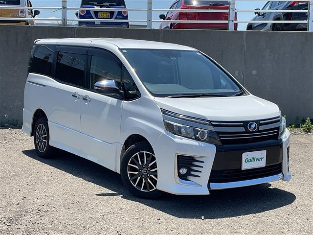 ヴォクシー 2.0 ZS 煌II 4WD 修復歴無し