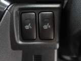 【シートヒーター】運転席と助手席をそれぞれ独立して操作できるため、座る人と室内温度にあわせた快適なシート温度が得られます♪