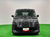 煌くメッキフロントグリルとスポーティーさが際立つ洗練されたスタイル。トールカスタムが入荷致しました。