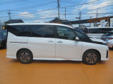横からの外装の画像です!入れ替わりが早いので気になるお車が御座いましたら、すぐにお問合せ下さい!