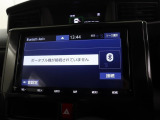 【ナビゲーション】には、携帯からの音楽情報が聞ける『Bluetooth機能付き』!大好きな音楽を聴きながらのドライブが出来そうですね!