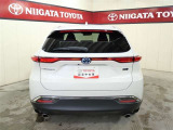 トヨタ認定中古車のハイブリッドカーは、ハイブリッド機構を無償で保証します。保証期間は、初度登録年月から10年目まで、または3年間の長い方。但し累計走行距離が20万km以内。