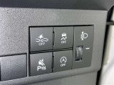アイドリングストップ機能がついているので、停車時にエンジンを止めて燃料消費を抑えます。環境にもお財布に優しいですね♪